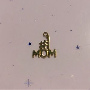 #1 Mom charm/pendant